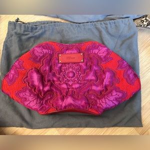 Alexander McQueen de manta clutch